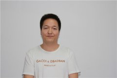 李小建(物理老师)